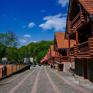 Toursit Complex Polyana Kvasova Otel Exterior photo