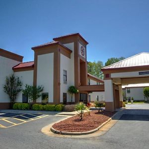 Red Roof Plus Henderson Otel Exterior photo