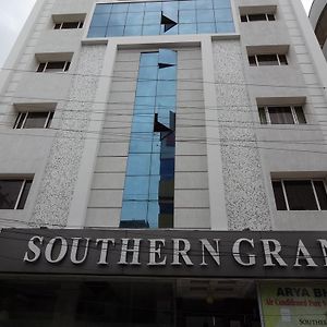 Hotel Southern Grand Vijayawāda Exterior photo