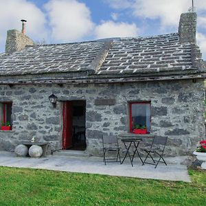 1844 Seascape Cottage Is Located On The Wild Atlantic Way Fanore Exterior photo