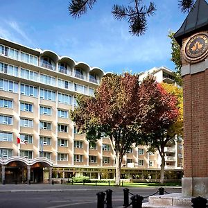 Sheraton Cavalier Saskatoon Hotel Exterior photo