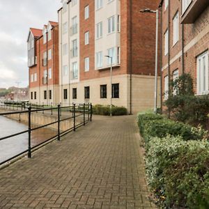 Anchors Down Daire Whitby Exterior photo