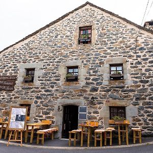 Auberge Des Calades Otel Les Estables Exterior photo