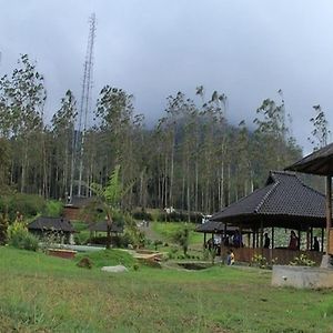 Camping Emte By Jo Adventure Otel Bandung Exterior photo