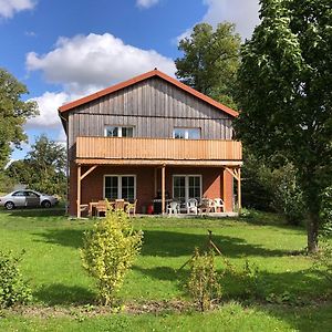 Farm-Chalet Renzow Daire Exterior photo