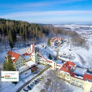 Klinika Mlodosci Medical Spa Otel Świeradów-Zdrój Exterior photo