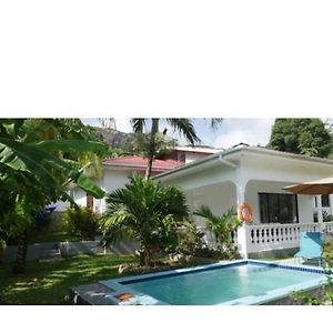 Ogumka, Self Catering , Beoliere, Mahe Otel Victoria Exterior photo