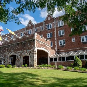 The Albion Summit Otel Exterior photo