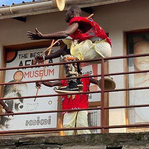 Koi Koi, Fort Portal Otel Kasusu Exterior photo