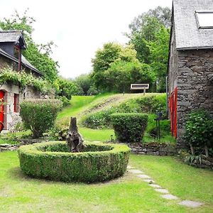 Maison De Contes En Amoureux Villa Taden Exterior photo