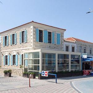 Marina Foça Hotel Exterior photo