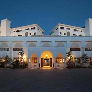 Lantana Galu Beach Otel Diani Beach Exterior photo