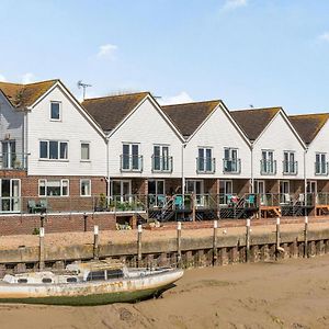 16 The Boathouse Daire Rye Exterior photo