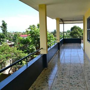 Santos'S House Otel Sao Tome Exterior photo