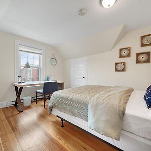 5Br 2Bh Bright & Spacious Apt In Brighton Daire Boston Exterior photo