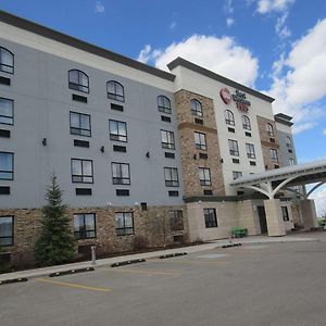 Best Western Plus Airdrie Gateway Otel Exterior photo