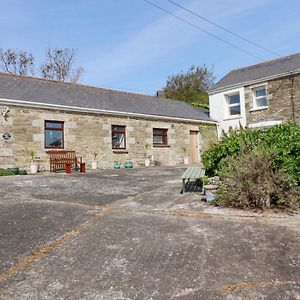 Stable Cottage New Quay Exterior photo