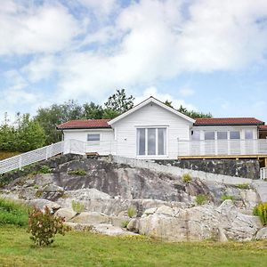 Cozy Home In Skanevik With House A Panoramic View Exterior photo