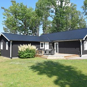 Nice Home In Sjtorp With Kitchen Sjötorp Exterior photo