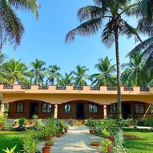 Shimmering View Otel Kalyānpur Exterior photo