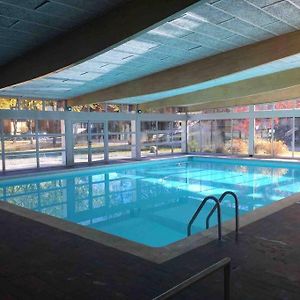 Appart. Lumineux Pour 4Pers. Avec Piscine Chauffee Daire Saint-Laurent-du-Jura Exterior photo