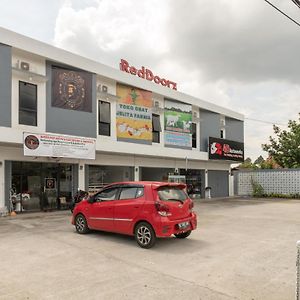 Reddoorz Near Tugu Coklat Pesawaran Lampung Otel Bandar Lampung Exterior photo