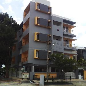 The Vihar Service Apartment Maisur Exterior photo