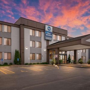 Best Western Waukesha Grand Otel Pewaukee Exterior photo