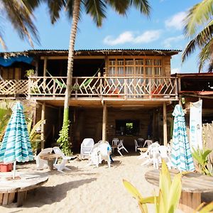 Puerto Manglar By Mareygua Beach Otel Guachaca Exterior photo