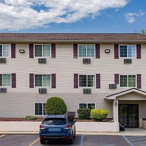 Super 8 By Wyndham Johnstown/Gloversville Exterior photo