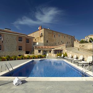 Parador De Trujillo Otel Exterior photo