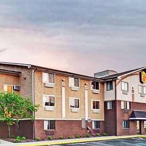 Super 8 By Wyndham Baltimore/Essex Area Otel Exterior photo