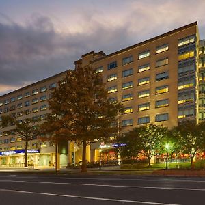 Doubletree By Hilton St. Louis Forest Park Otel Exterior photo