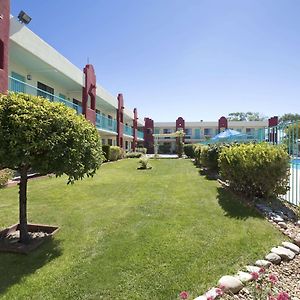 Days Inn By Wyndham Santa Fe New Mexico Exterior photo