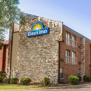 Days Inn By Wyndham Raleigh-Airport-Research Triangle Park Morrisville Exterior photo