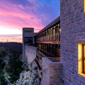 Parador De Jaen Otel Exterior photo