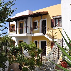 Pennystella Apartments Agia Pelagia Exterior photo