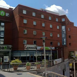 Campanile Saint-Quentin-En-Yvelines Otel Montigny-le-Bretonneux Exterior photo