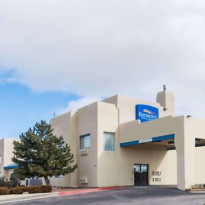 Baymont By Wyndham Santa Fe Otel Exterior photo