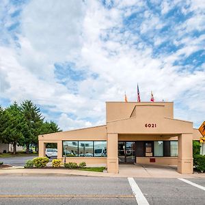 Econo Lodge Frederick I-70 Exterior photo