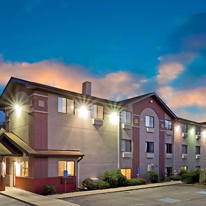 Super 8 By Wyndham Lexington Park/California Area Otel Exterior photo