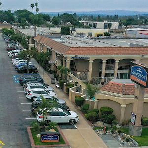 Howard Johnson By Wyndham Buena Park Otel Exterior photo