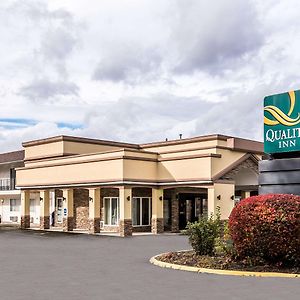 Quality Inn Rutland Exterior photo