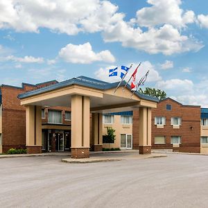 Comfort Inn & Suites Shawinigan Exterior photo