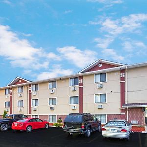 Super 8 By Wyndham Kenosha/Pleasant Prairie Otel Exterior photo