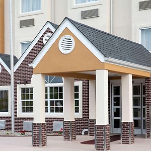 Microtel Inn & Suites By Wyndham Charleston Exterior photo