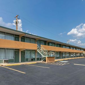 Rodeway Inn Kingston Springs Exterior photo