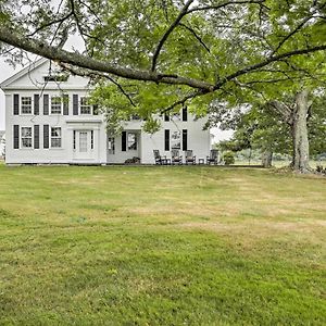 Charming Farmhouse With Pool And Fishing Pond! Villa Bolton Exterior photo