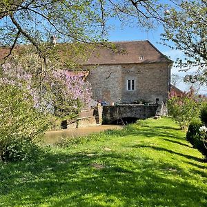 Moulin De Pras Bed & Breakfast Sigy-le-Châtel Exterior photo