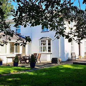 Yr Hen Ficerdy Bed & Breakfast Aberystwyth Exterior photo